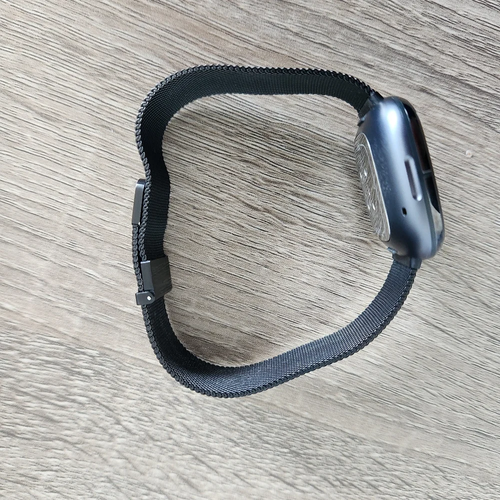 Fitbit Sense - carbon fiber edition